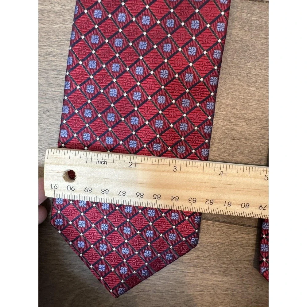 Hart Schaffner‎ Marx Tie Mens Red Silk Geometric Diamond Pattern Made in USA